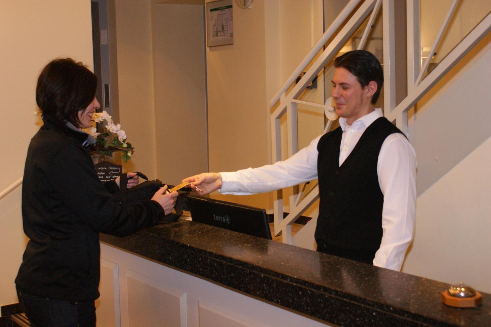 Hotel Kronprinz Garni Minden  Ngoại thất bức ảnh