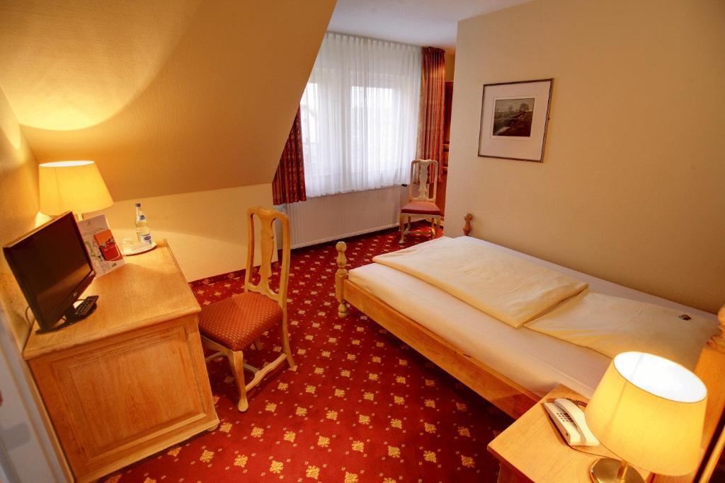 Hotel Kronprinz Garni Minden  Ngoại thất bức ảnh